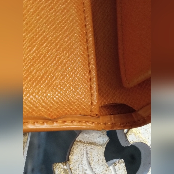 Sale ~ Louis Vuitton Epi Bifold Wallet, 🧡 Orange - 100% Authentic - Picture 10 of 12